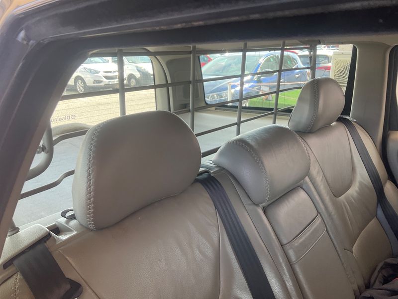 Volvo XC70 2.4 D5 Momentum AWD 2006 – снимка на щета