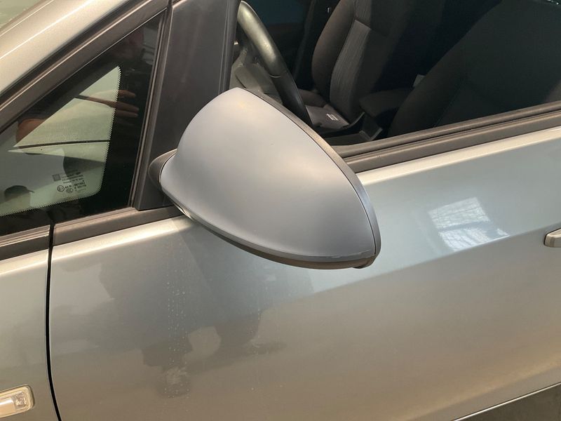 Opel Astra 1.4 Turbo Design Edition 2011 – снимка 25