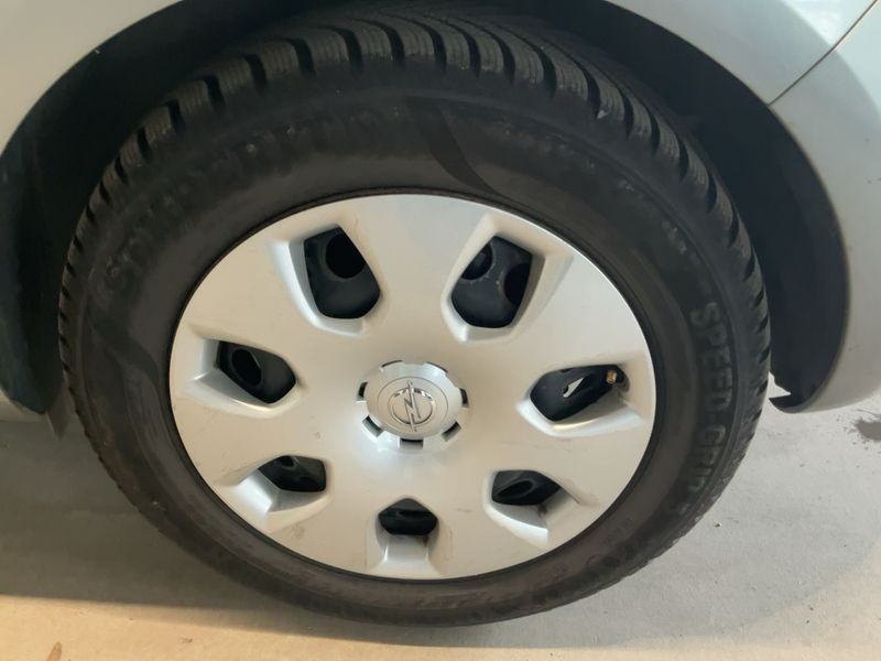 Opel Astra 1.4 Turbo Design Edition 2011 – снимка 5