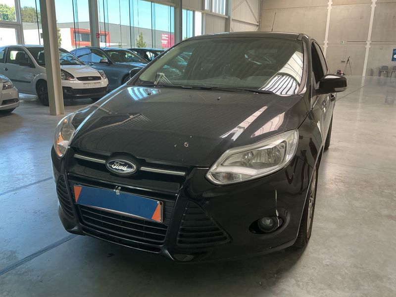Ford Focus 1.0 EcoBoost Trend 2013 – снимка 1