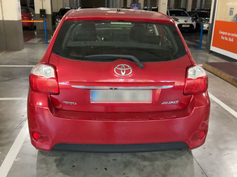 Toyota Auris 2.0 D-4D Active 2011 – снимка 7