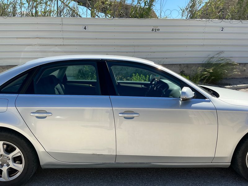 Audi A4 2.0 TDI Ambiente 2012 – снимка 10