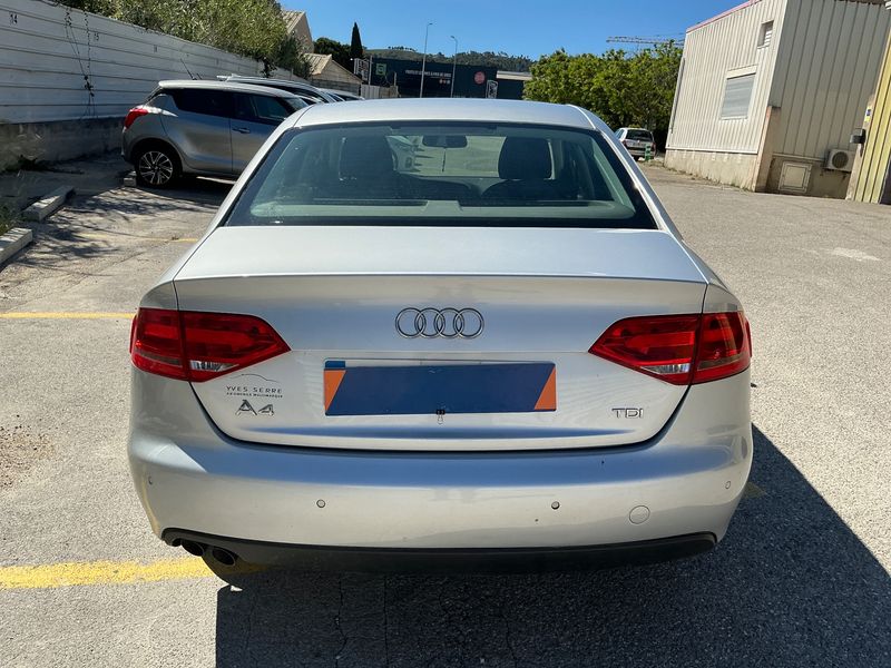 Audi A4 2.0 TDI Ambiente 2012 – снимка 7