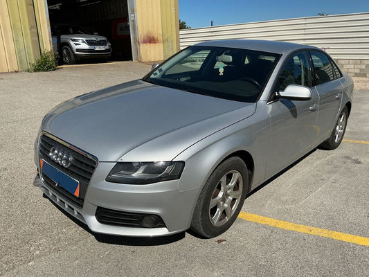 Audi A4 2.0 TDI Ambiente 2012 – снимка 2
