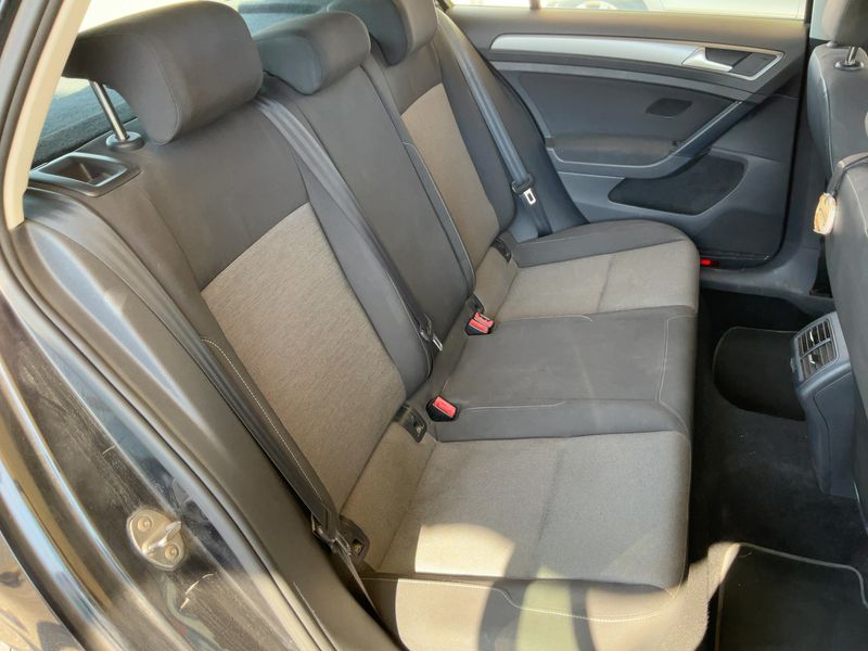 Volkswagen Golf VII 1.6 TDI Business BlueMotion Tech 2014 – снимка 19