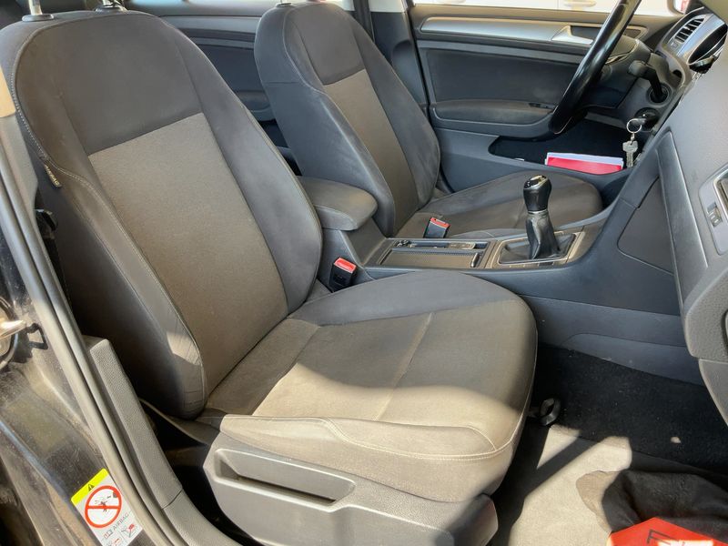 Volkswagen Golf VII 1.6 TDI Business BlueMotion Tech 2014 – снимка 16