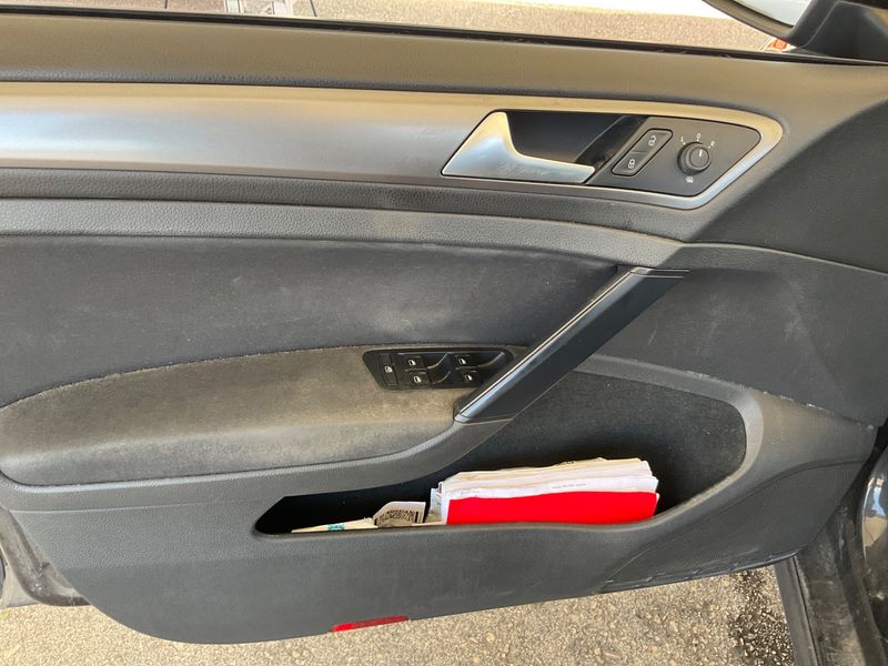 Volkswagen Golf VII 1.6 TDI Business BlueMotion Tech 2014 – снимка 28