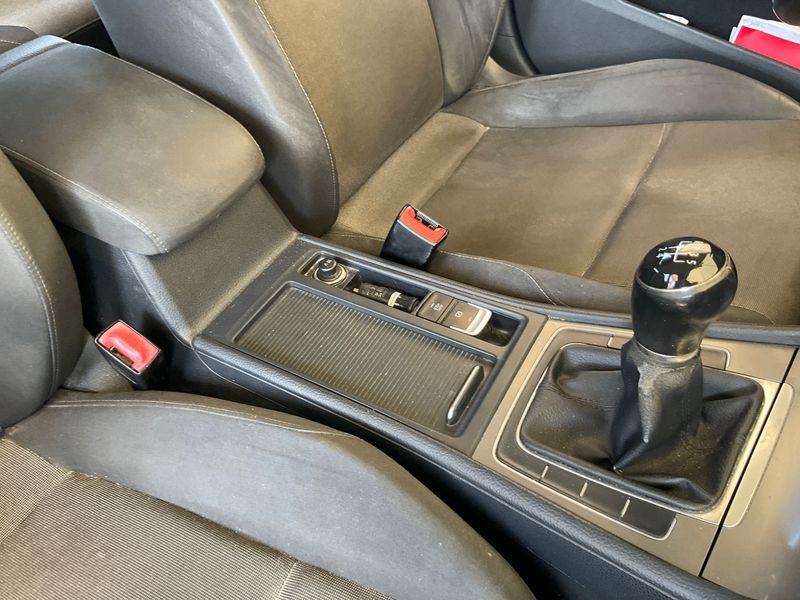 Volkswagen Golf VII 1.6 TDI Business BlueMotion Tech 2014 – снимка 27