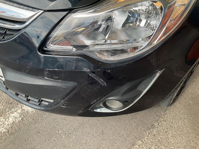 Opel Corsa 1.4 Color Edition 2012 – снимка 26