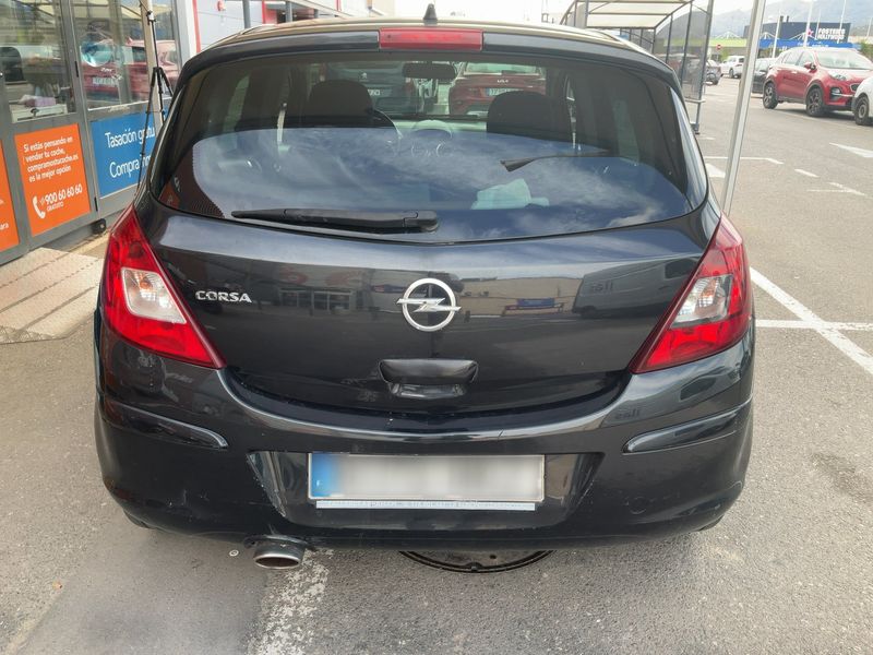 Opel Corsa 1.4 Color Edition 2012 – снимка 7