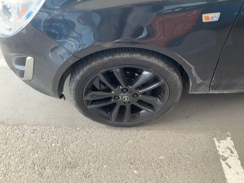 Opel Corsa 1.4 Color Edition 2012 – снимка 3