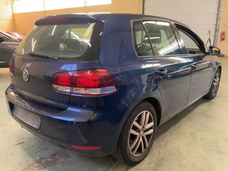 Volkswagen Golf VI 2.0 TDI Carat 2009 – снимка 8