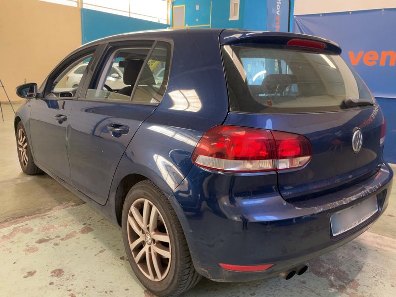 Volkswagen Golf VI 2.0 TDI Carat 2009 – снимка 6