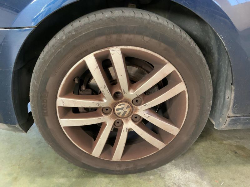 Volkswagen Golf VI 2.0 TDI Carat 2009 – снимка 3