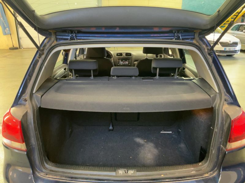 Volkswagen Golf VI 2.0 TDI Carat 2009 – снимка 15