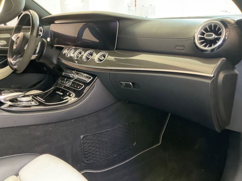 Mercedes-Benz E-Klasse E 200 Edition 1 AMG Line 2018 – снимка 31