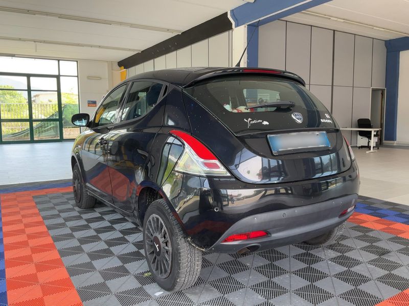Lancia Ypsilon 0.9 TwinAir CNG Elefantino II 2014 – снимка 6