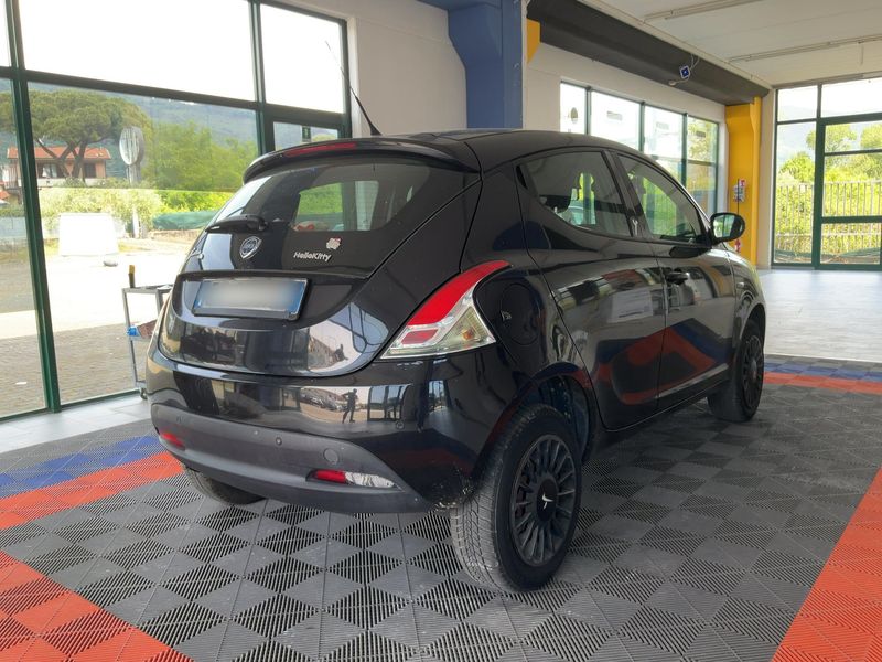 Lancia Ypsilon 0.9 TwinAir CNG Elefantino II 2014 – снимка 8
