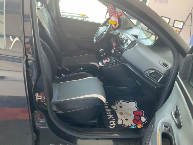 Lancia Ypsilon 0.9 TwinAir CNG Elefantino II 2014 – снимка 16