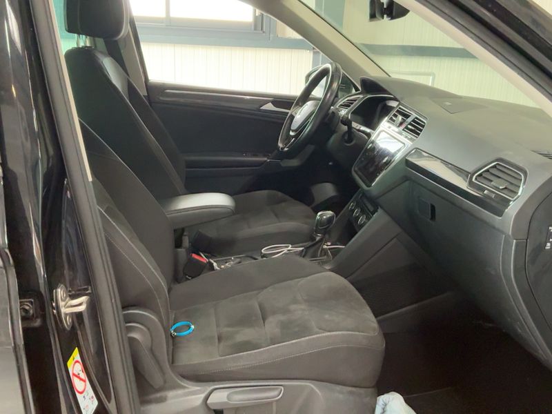 Volkswagen Tiguan 2.0 TDI Sport BlueMotion Tech 2018 – снимка 16