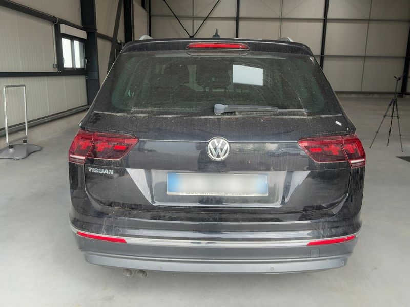 Volkswagen Tiguan 2.0 TDI Sport BlueMotion Tech 2018 – снимка 7