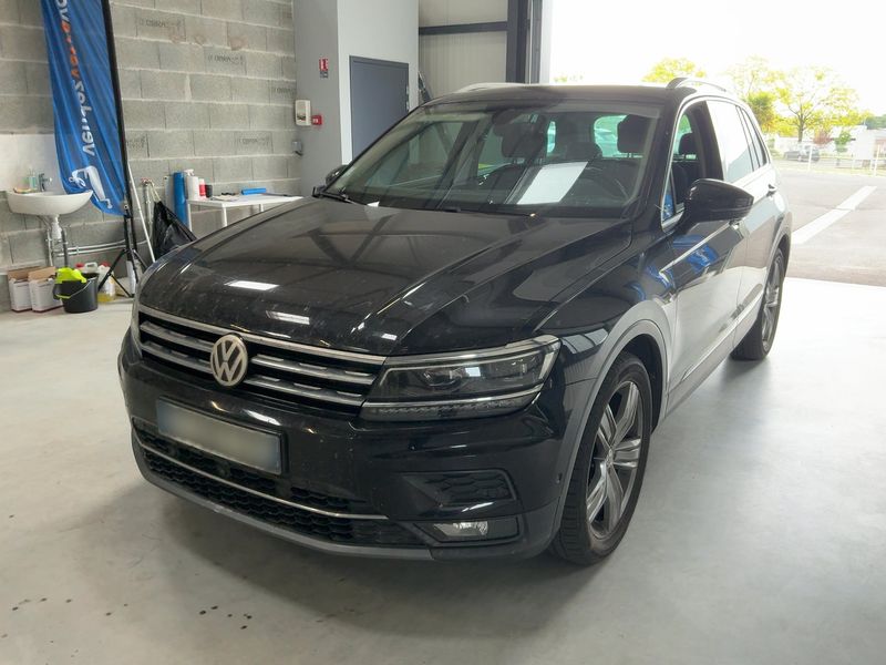 Volkswagen Tiguan 2.0 TDI Sport BlueMotion Tech 2018 – снимка 1