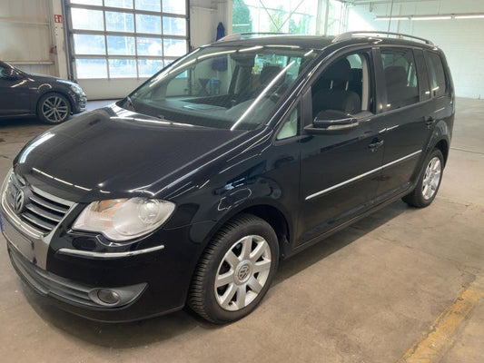 Volkswagen Touran 2.0 TDI Highline 2010 – снимка 1