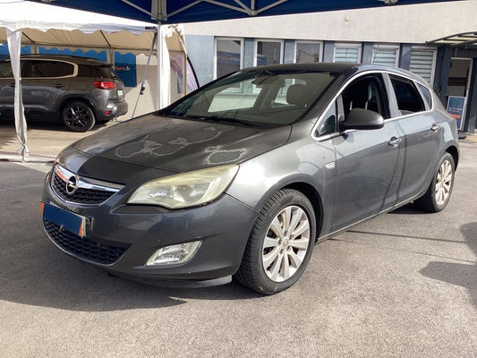 Opel Astra 1.7 CDTI Cosmo 2010 – снимка 1