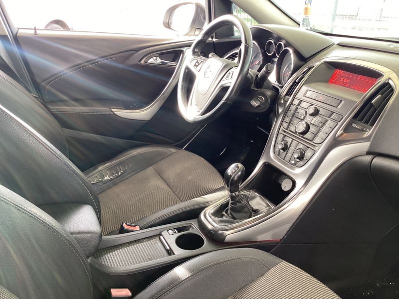 Opel Astra 1.7 CDTI Cosmo 2010 – снимка 3