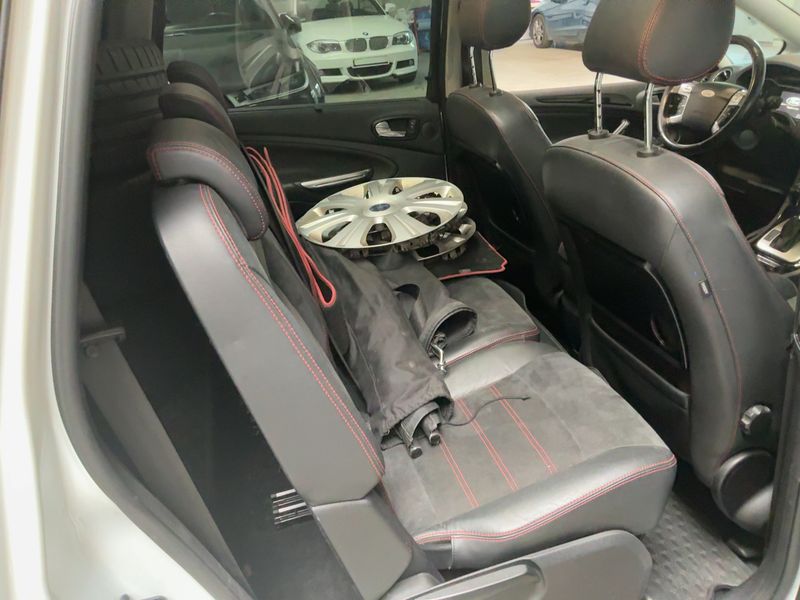 Ford S-Max 2.2 TDCi Titanium S 2011 – снимка 20