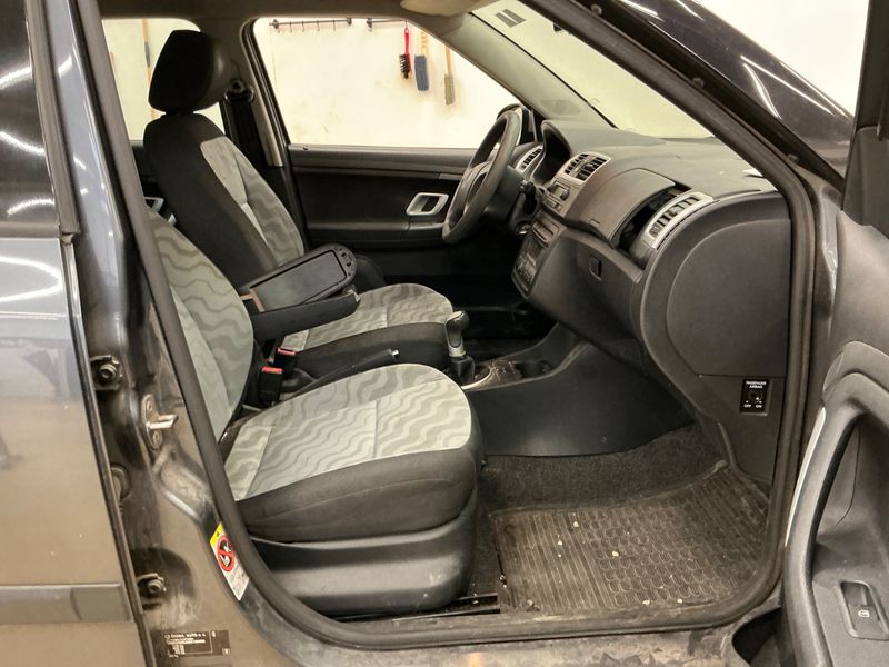 Skoda Fabia 1.9 TDI Ambiente 2009 – снимка 3