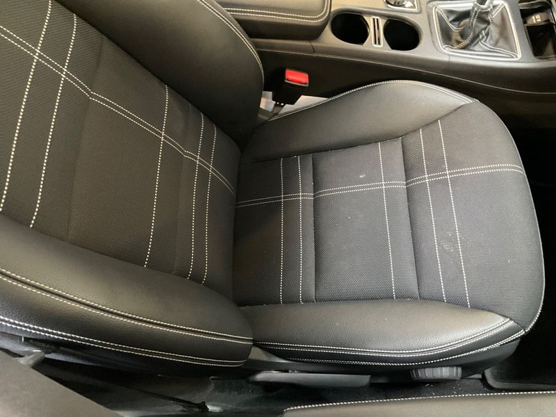Mercedes-Benz CLA-Klasse CLA 180 Urban 2014 – снимка 30