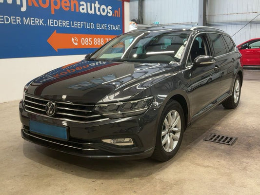 Volkswagen Passat 2.0 TDI Business 2023 – снимка 1