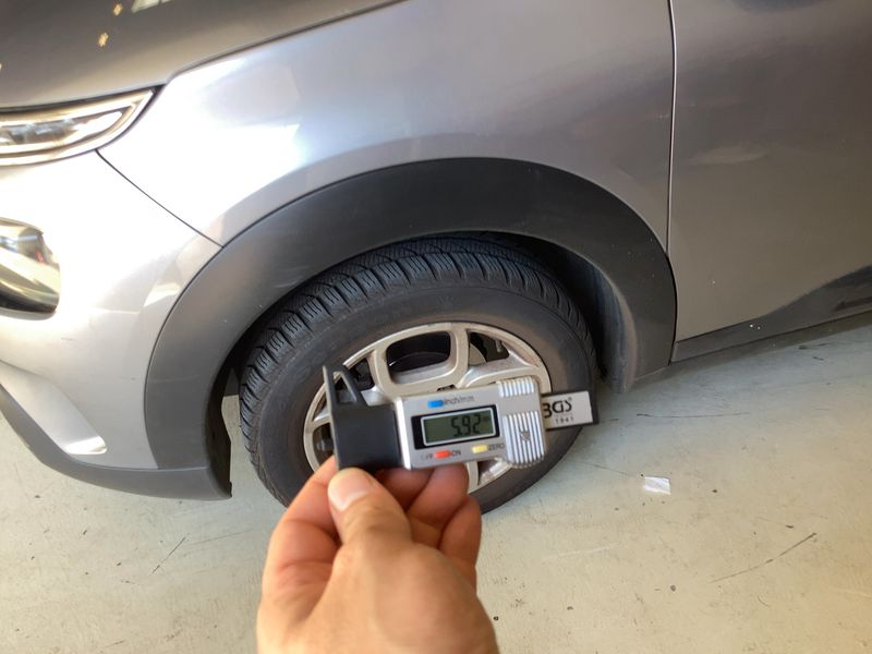 Citroen C4 Cactus 1.2 e-THP Shine 2018 – снимка 3