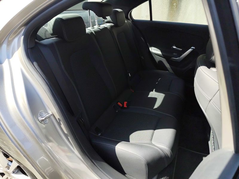 Mercedes-Benz A-Klasse Limousine A 180 Progressive 2020 – снимка 14