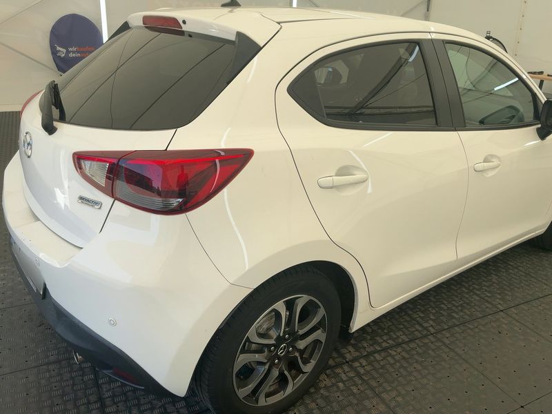 Mazda 2 1.5 Diesel Sports-Line 2015 – снимка 8