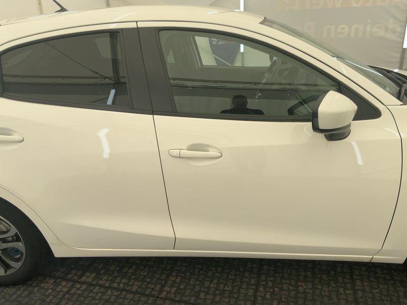 Mazda 2 1.5 Diesel Sports-Line 2015 – снимка 10