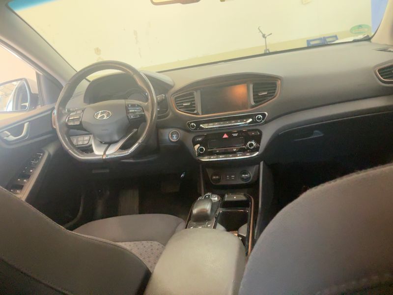 Hyundai IONIQ electric drive 88 kW Style Elektro 2018 – снимка 18
