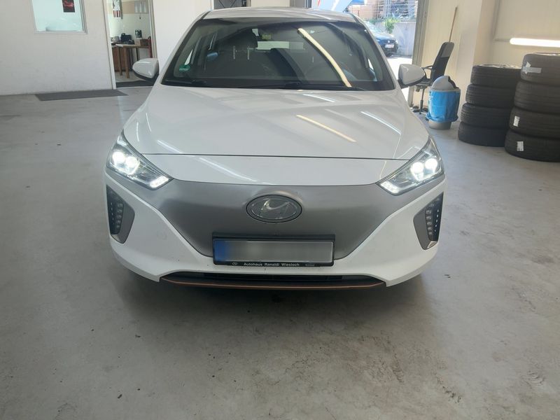 Hyundai IONIQ electric drive 88 kW Style Elektro 2018 – снимка 14