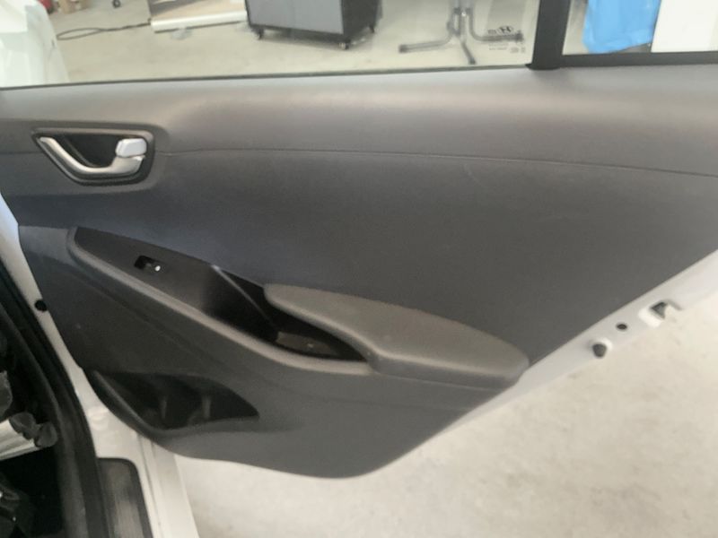 Hyundai IONIQ electric drive 88 kW Style Elektro 2018 – снимка 25