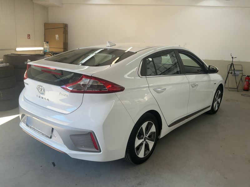 Hyundai IONIQ electric drive 88 kW Style Elektro 2018 – снимка 8