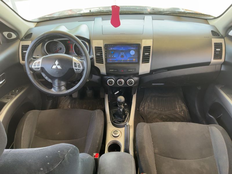 Mitsubishi Outlander 2.0 DI-D Kaiteki 2007 – снимка 17