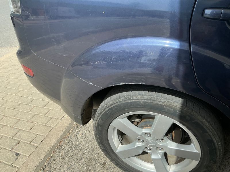 Mitsubishi Outlander 2.0 DI-D Kaiteki 2007 – снимка 22