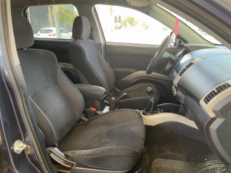 Mitsubishi Outlander 2.0 DI-D Kaiteki 2007 – снимка 16