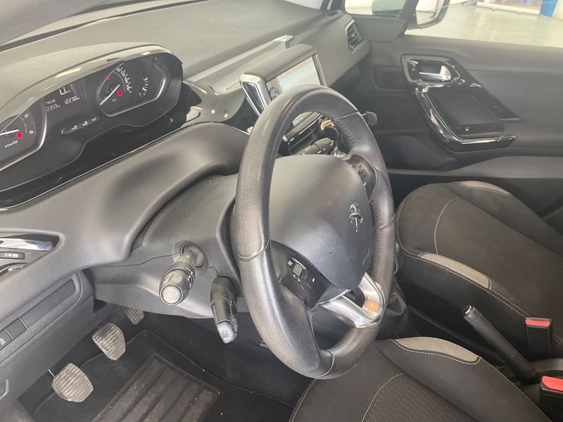 Peugeot 208 1.6 Blue-HDi Active 2016 – снимка 23