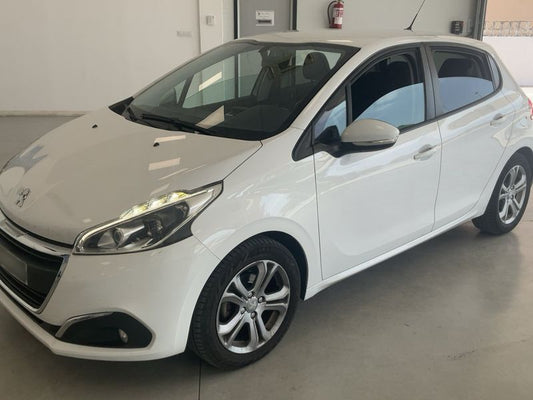 Peugeot 208 1.6 Blue-HDi Active 2016 – снимка 1