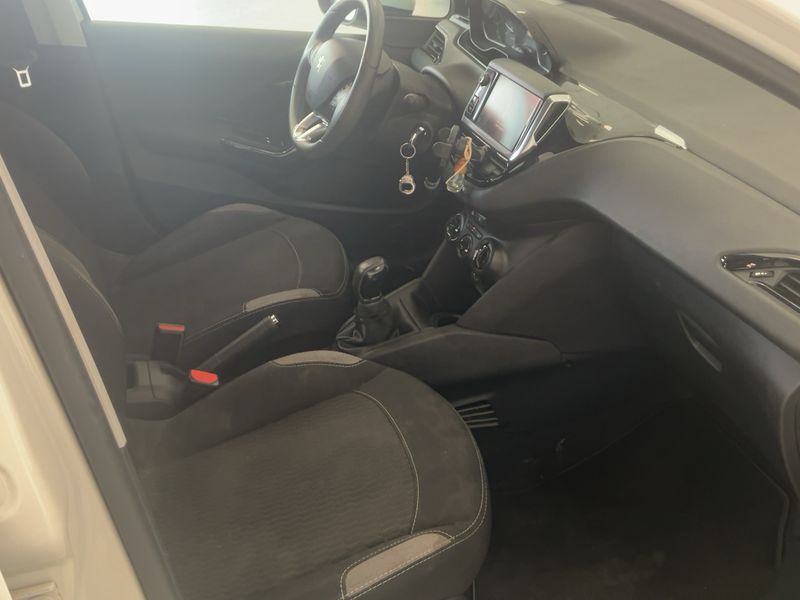 Peugeot 208 1.6 Blue-HDi Active 2016 – снимка 16