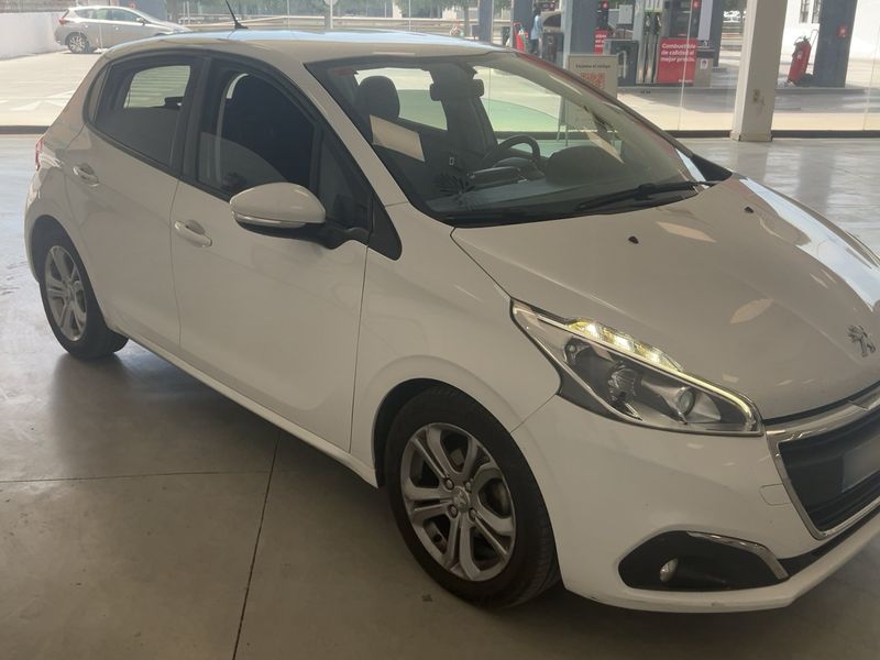 Peugeot 208 1.6 Blue-HDi Active 2016 – снимка 12