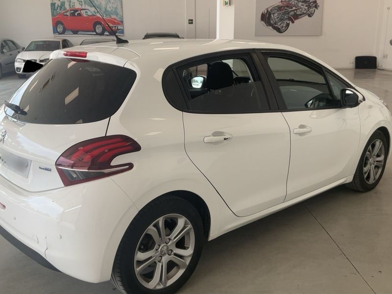 Peugeot 208 1.6 Blue-HDi Active 2016 – снимка 8