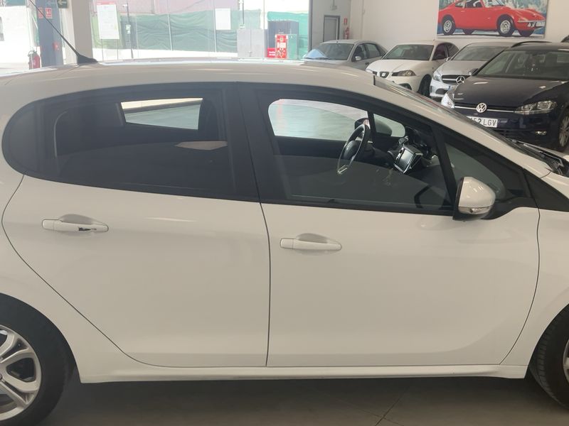 Peugeot 208 1.6 Blue-HDi Active 2016 – снимка 10